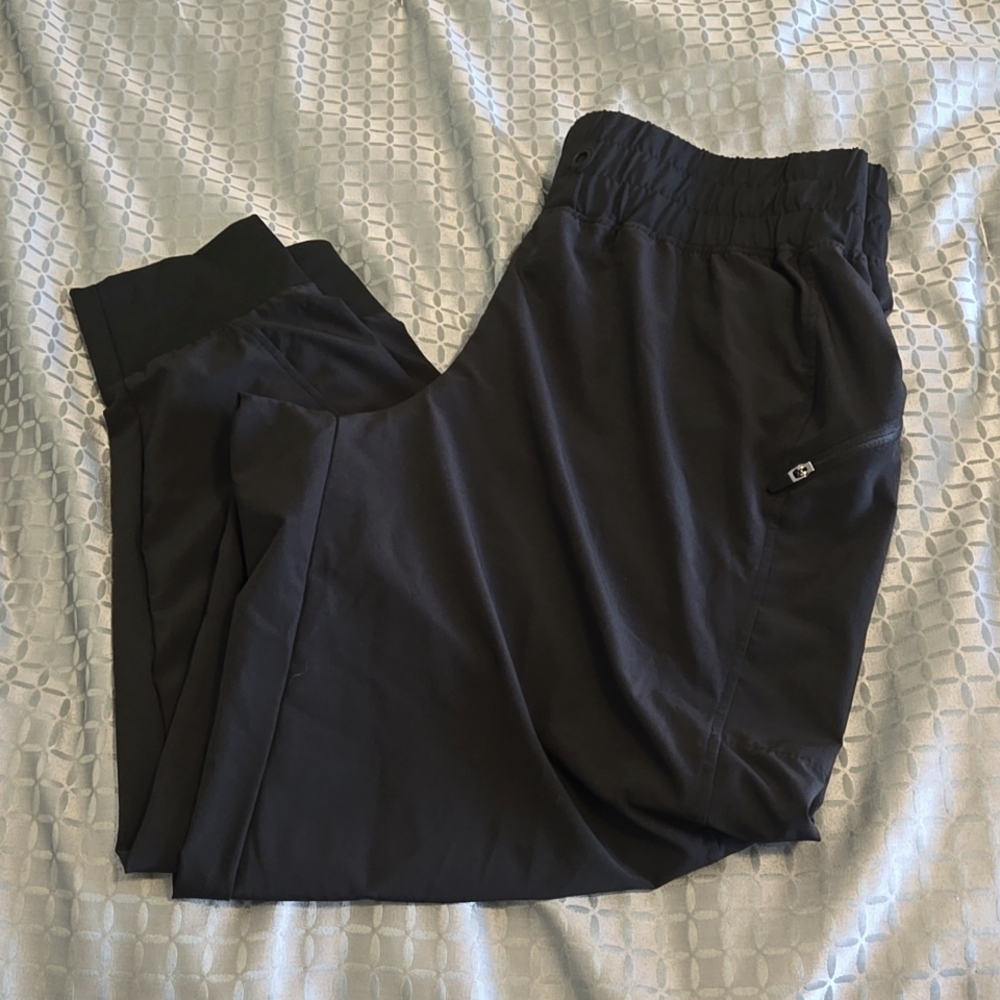 Lightweight Womens Size Medium Athletic Pants